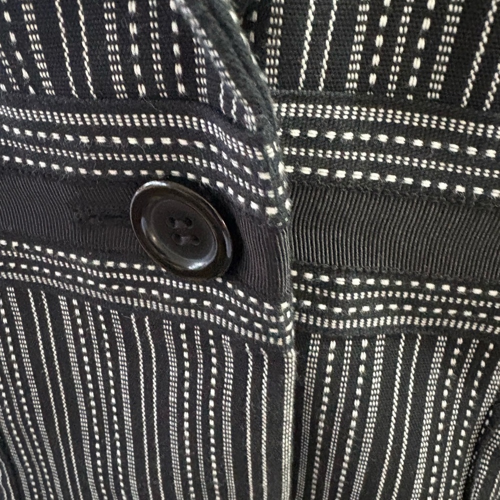 WHITE HOUSE BLACK MARKET SIZE 14 BLACK ONE BUTTON BLAZER FULLY LINED SLIMMING - Picture 3 of 8